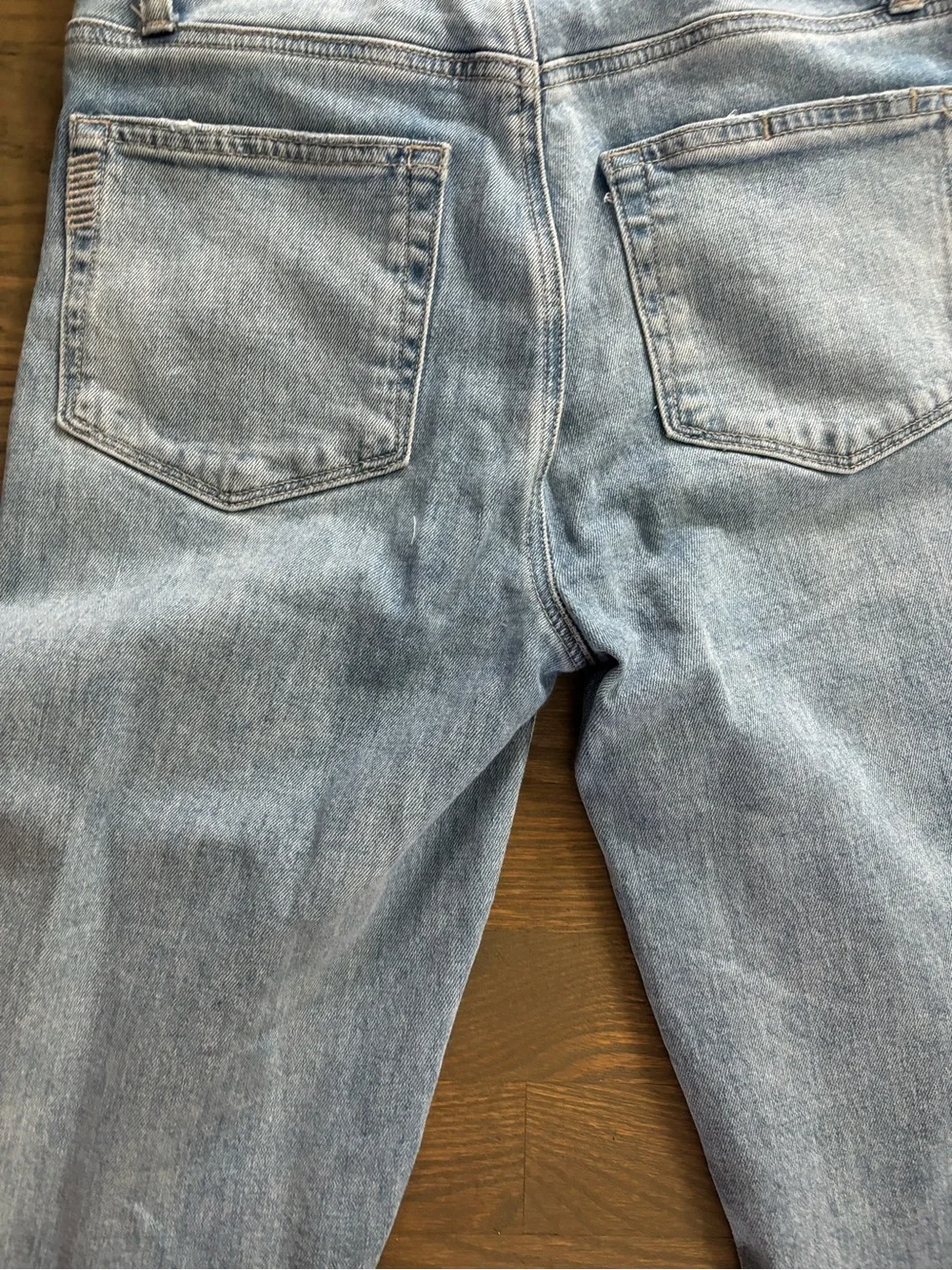 Paige Hoxton Slim Women’s Size 26 Light Blue Jeans in Mariska​to distressed